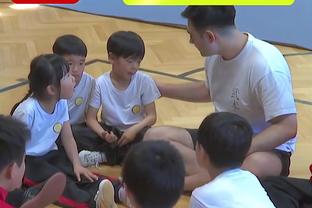 李金羽晒儿子踢球视频：愿你能效力辽宁和山东，但你快乐就好